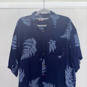 Aloha/Hawaiian Print Button Down Shirt Boys Size 20/Women’s Large